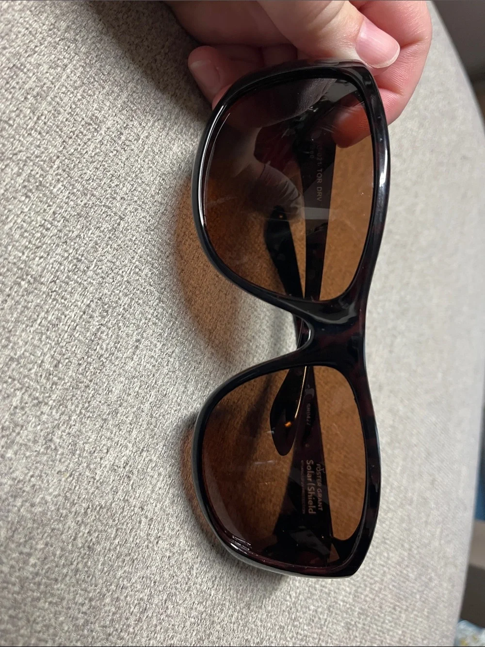 Foster Grant Women's Tortoiseshell Frame with Brown Lenses Sunglasses